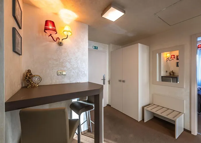 Aparthotel Mysterius Old Town Prag