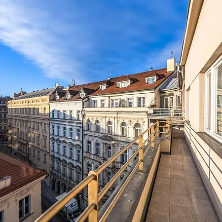 Mysterius Old Town Apartmanhotel