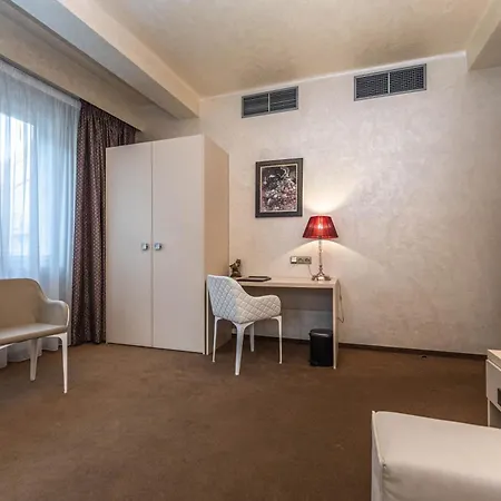 Apartmanhotel Mysterius Old Town 4*