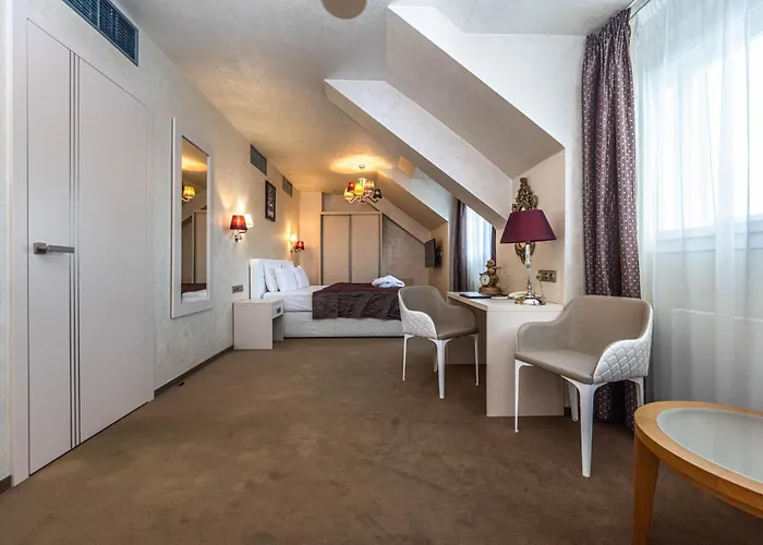 Appart hôtel Mysterius Old Town 4*