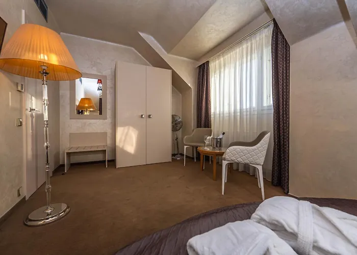 Appart hôtel Mysterius Old Town 4*