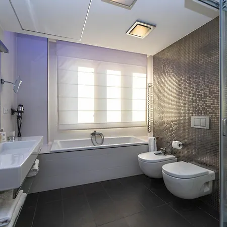 Mysterius Old Town Aparthotel 4*